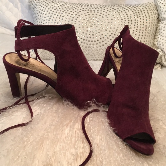 Vince Camuto open toe ankle tied mules - Picture 2 of 4